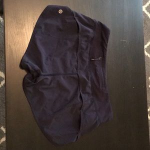 Lululemon speed up short 2.5"